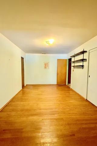 $310,000 | 760 Cumberland Street, Hoffman Estates, IL 60169