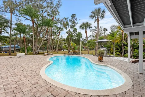 $1,399,000 | 906 West Henry Avenue, Tampa, FL 33604