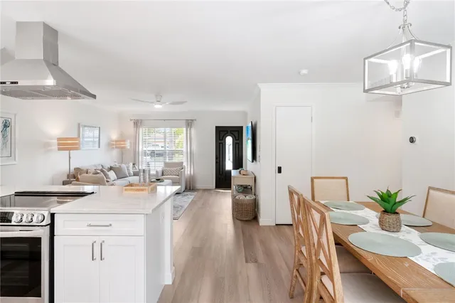 $9,000 | 2581 Poinciana Street, Naples, FL 34105