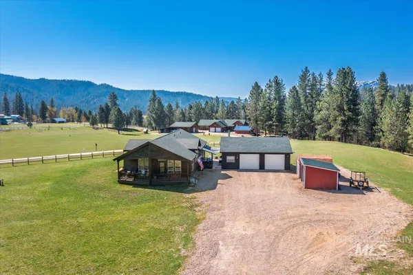 $684,900 | 9 Spring Gulch Road, Garden Valley, ID 83622