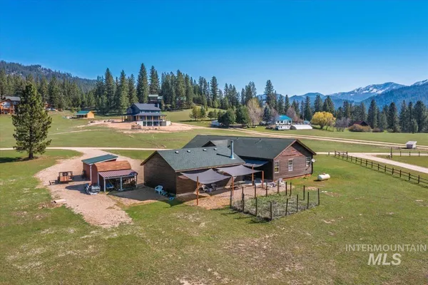 $684,900 | 9 Spring Gulch Road, Garden Valley, ID 83622