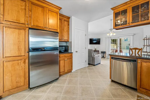 $999,000 | 96 Holland Avenue, Floral Park, NY 11001