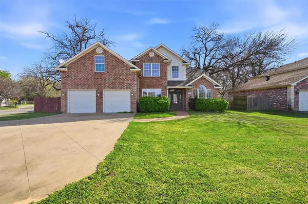 $385,000 | 1419 North Grand Avenue, Sherman, TX 75090