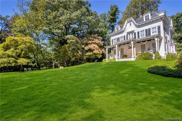 $2,995,000 | 4 Deer Run, Sparkill, NY 10976