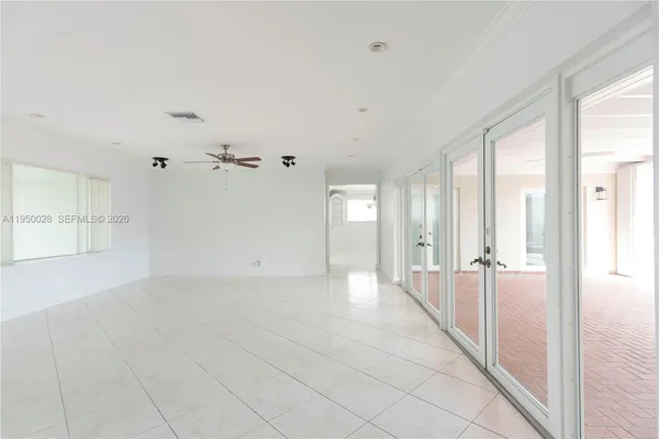 a view of a big room with closet area