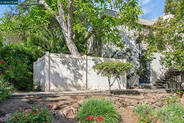 $350,000 | 2035 Sierra Road, Unit 4, Concord, CA 94518
