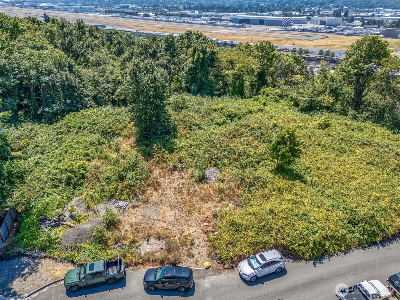 2021 South Raymond Street Seattle, WA 98108 - Photo 12 of 22 a view of outdoor space and yard