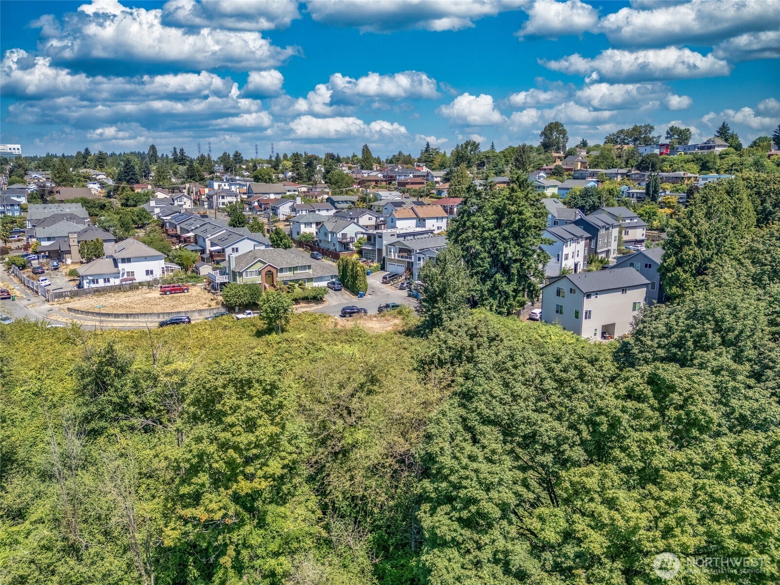 2021 South Raymond Street Seattle, WA 98108 - Photo 18 of 22 a view of a city