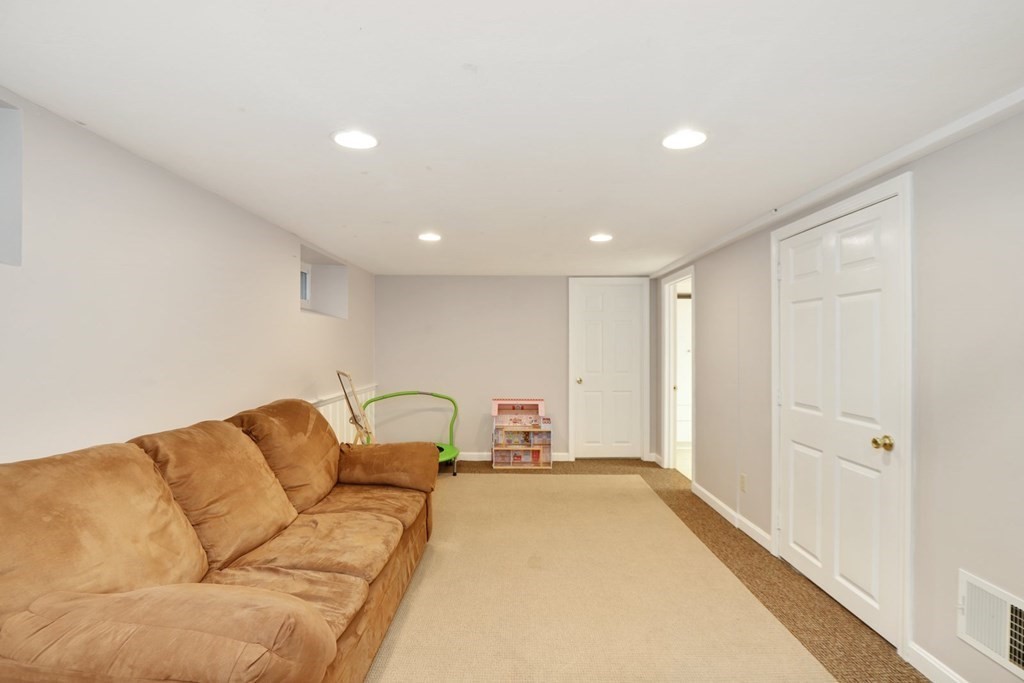 24 Saybrook Road Shrewsbury, MA 01545 - Photo 27 of 37 Gallery Image 27