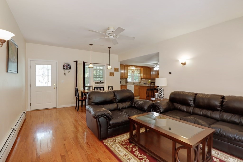 24 Saybrook Road Shrewsbury, MA 01545 - Photo 3 of 37 Gallery Image 3
