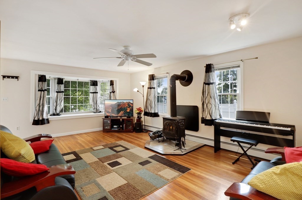 24 Saybrook Road Shrewsbury, MA 01545 - Photo 10 of 37 Gallery Image 10