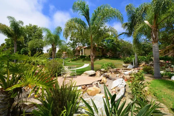 $2,595 | 12588 Carmel Creek Road, Unit 33, San Diego, CA 92130
