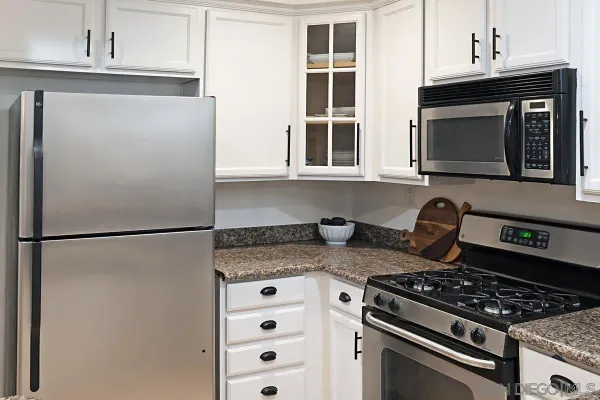 $2,595 | 12588 Carmel Creek Road, Unit 33, San Diego, CA 92130