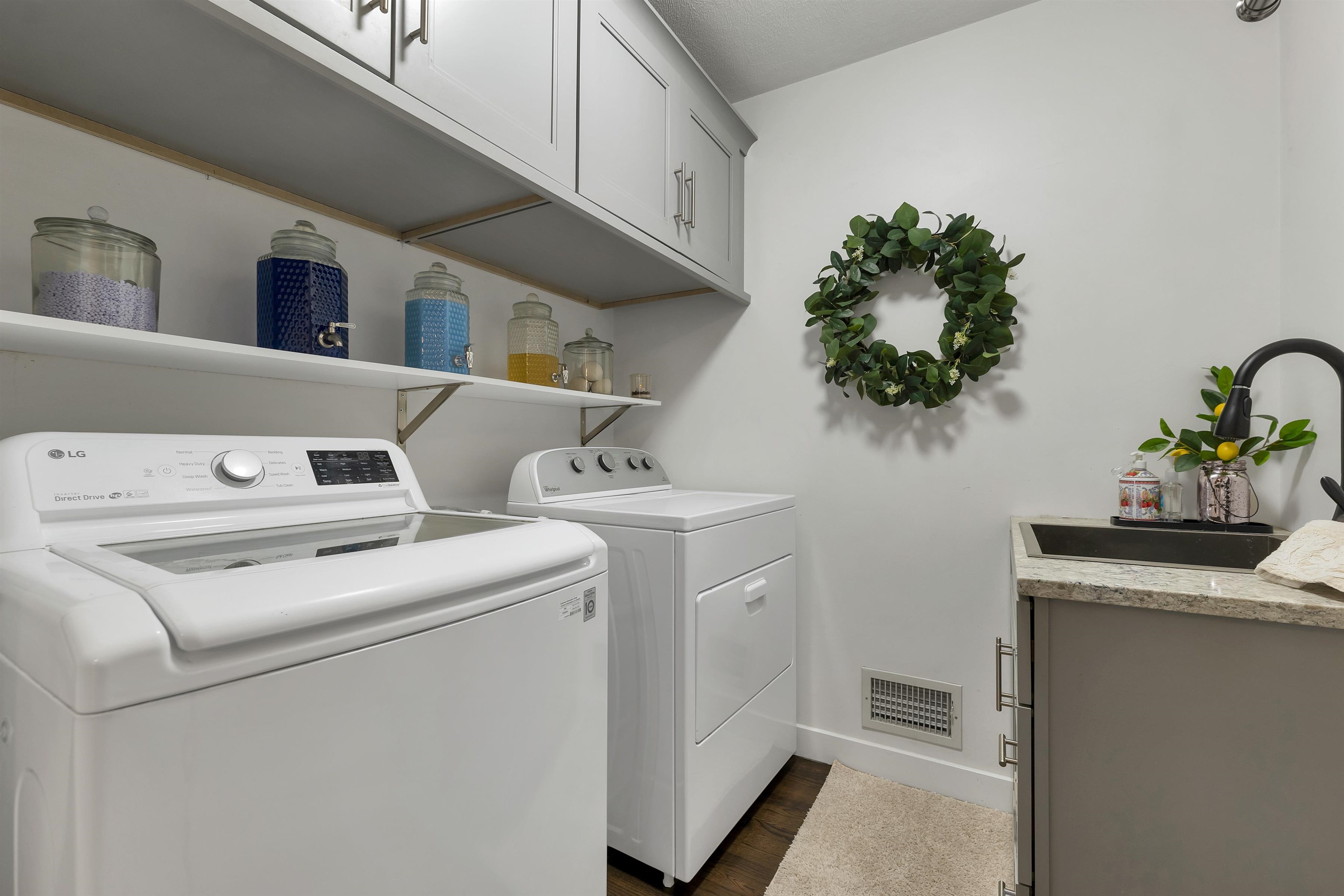 16 Fox Run Lane, Unit 10382 Salem, NH 03079 - Photo 26 of 60
