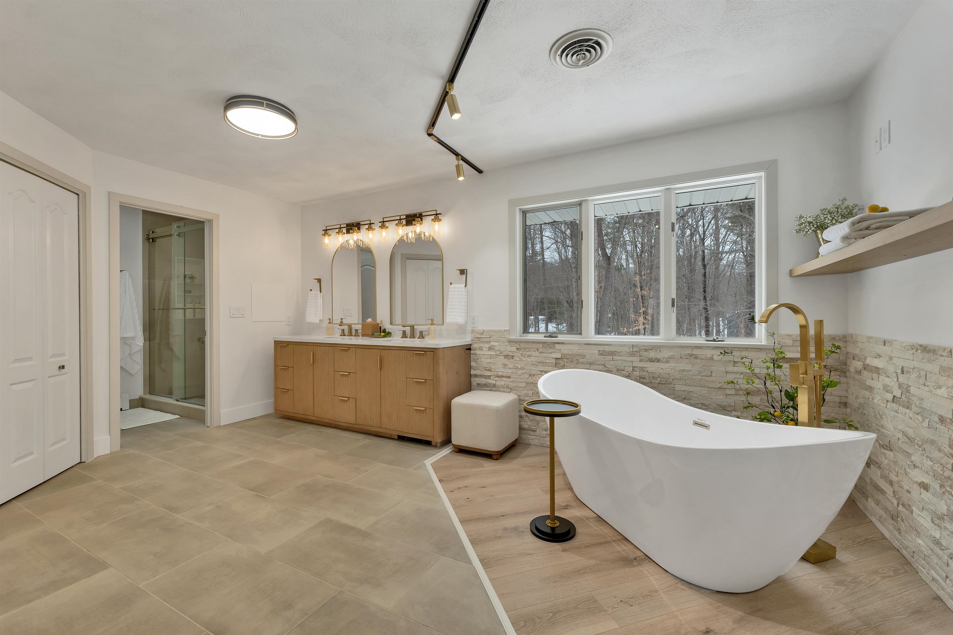16 Fox Run Lane, Unit 10382 Salem, NH 03079 - Photo 34 of 60