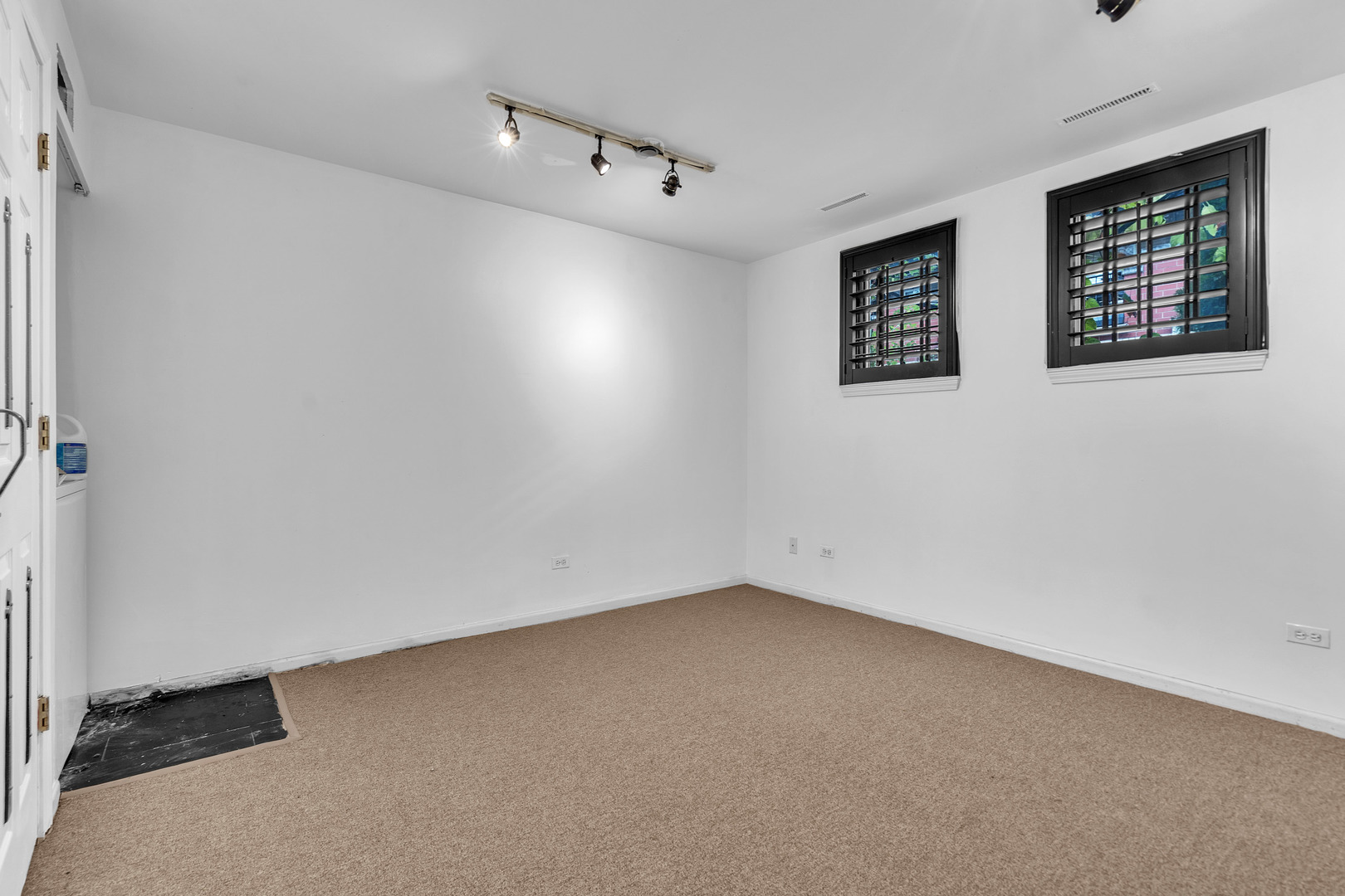 3811 West School Street, Unit C Chicago, IL 60618 - Photo 18 of 26