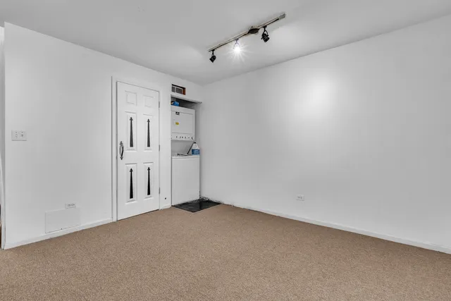 a view of walk in closet