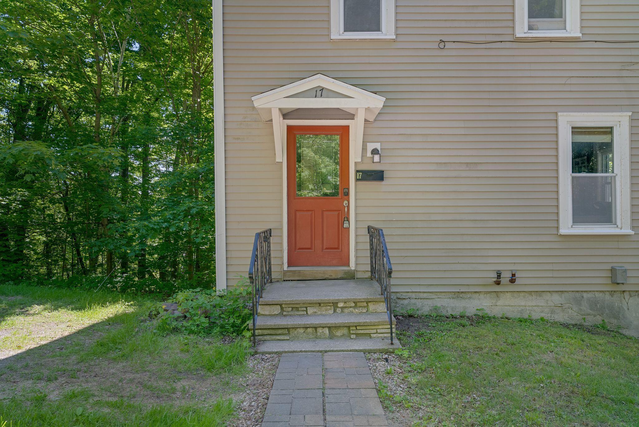 17 High Street Augusta, ME 04330 - Photo 2 of 45 DSC04362 copy