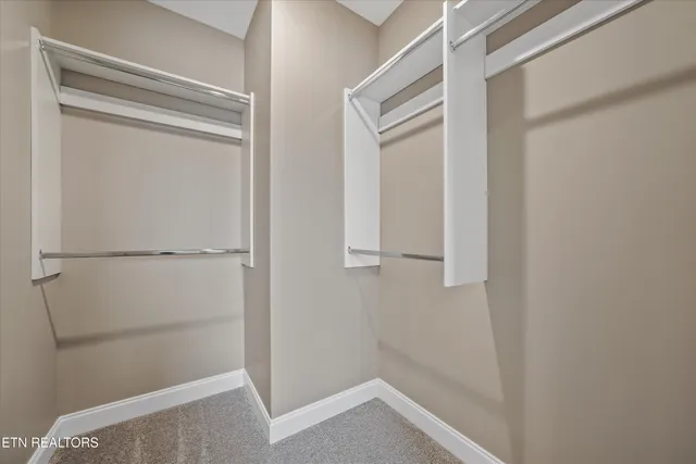 $589,900 | 1576 Green Meadows Lane, Lenoir City, TN 37771