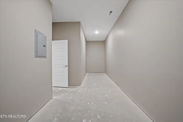 $589,900 | 1576 Green Meadows Lane, Lenoir City, TN 37771