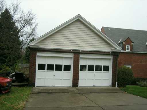 3324 Middletown Road Sheraden, PA 15204 - Photo 3 of 8 Gallery Image 3
