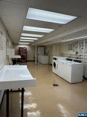 $369,000 | 2350 Linwood Avenue, Unit 1D, Fort Lee, NJ 07024