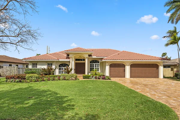 $1,850,000 | 3511 Northeast 27th Avenue, Lighthouse Point, FL 33064