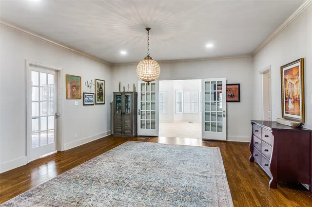 $6,800 | 2809 Park Hill Drive, Fort Worth, TX 76109