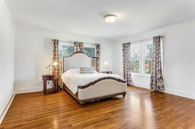 $6,800 | 2809 Park Hill Drive, Fort Worth, TX 76109