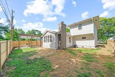 $290,000 | 1109 South Woodbury Street, Independence, MO 64050