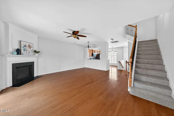 $2,200 | 4054 Yellowfield Way, Cary, NC 27518