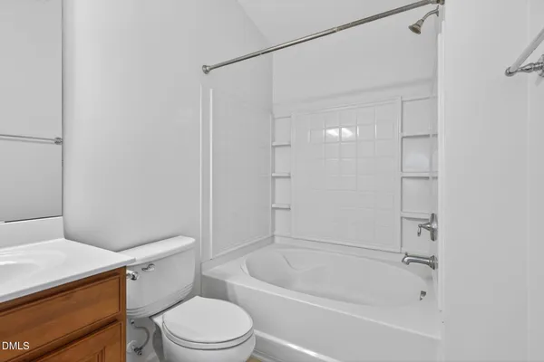 $2,200 | 4054 Yellowfield Way, Cary, NC 27518