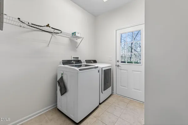 $2,200 | 4054 Yellowfield Way, Cary, NC 27518