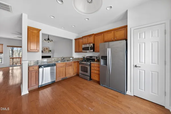 $2,200 | 4054 Yellowfield Way, Cary, NC 27518