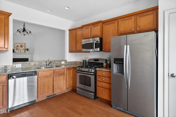 $2,200 | 4054 Yellowfield Way, Cary, NC 27518