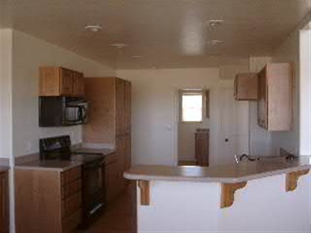 386 West 3rd Street Eagar, AZ 85925 - Photo 3 of 5