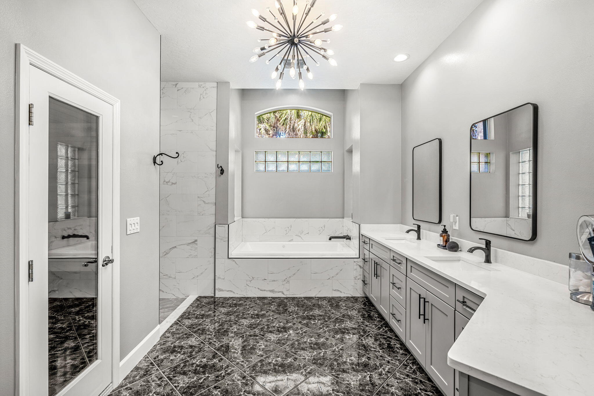 3920 Postridge Trail Melbourne, FL 32934 - Photo 16 of 34 40-web-or-mls-DSC00365-HDR