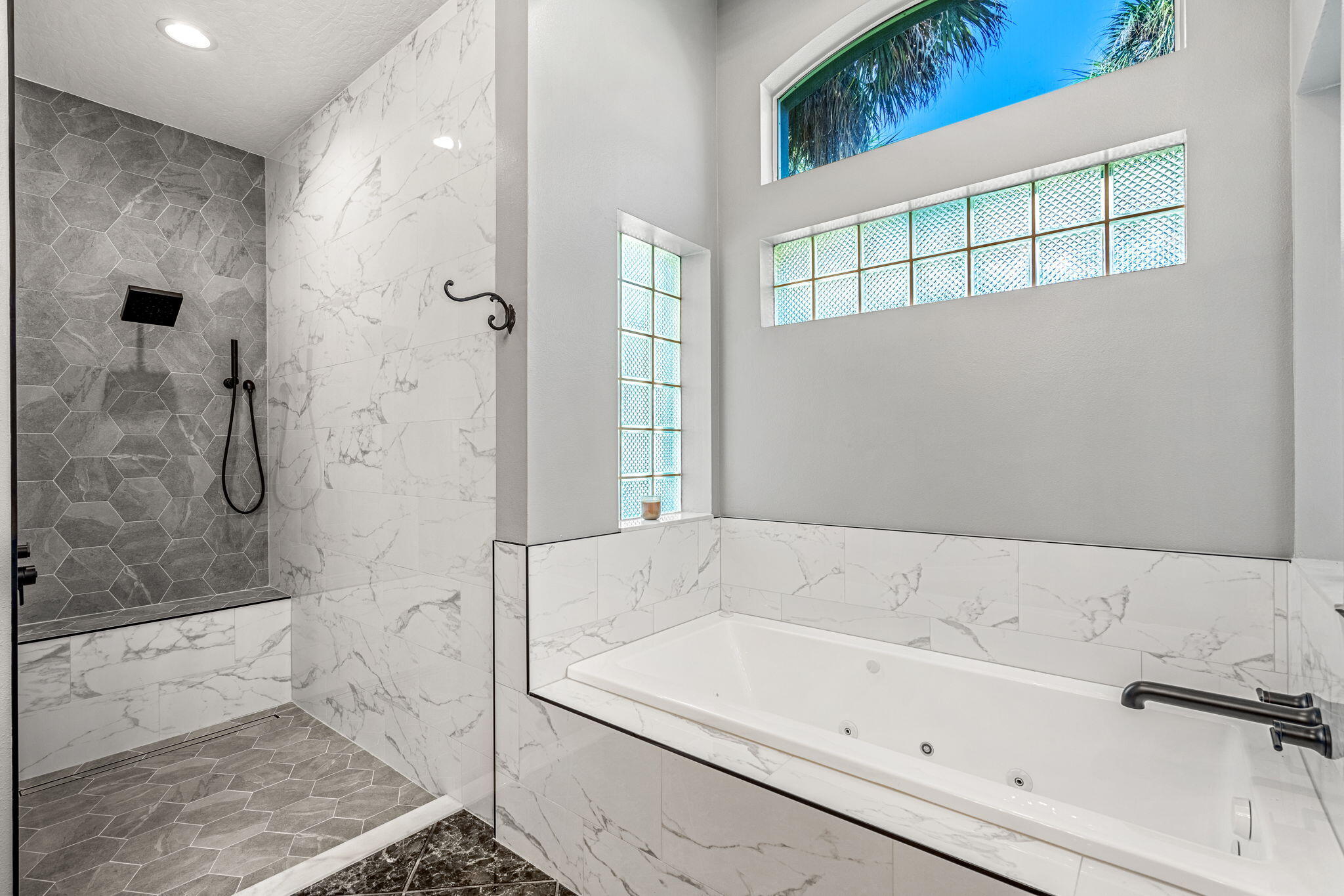 3920 Postridge Trail Melbourne, FL 32934 - Photo 17 of 34 41-web-or-mls-DSC00370-HDR