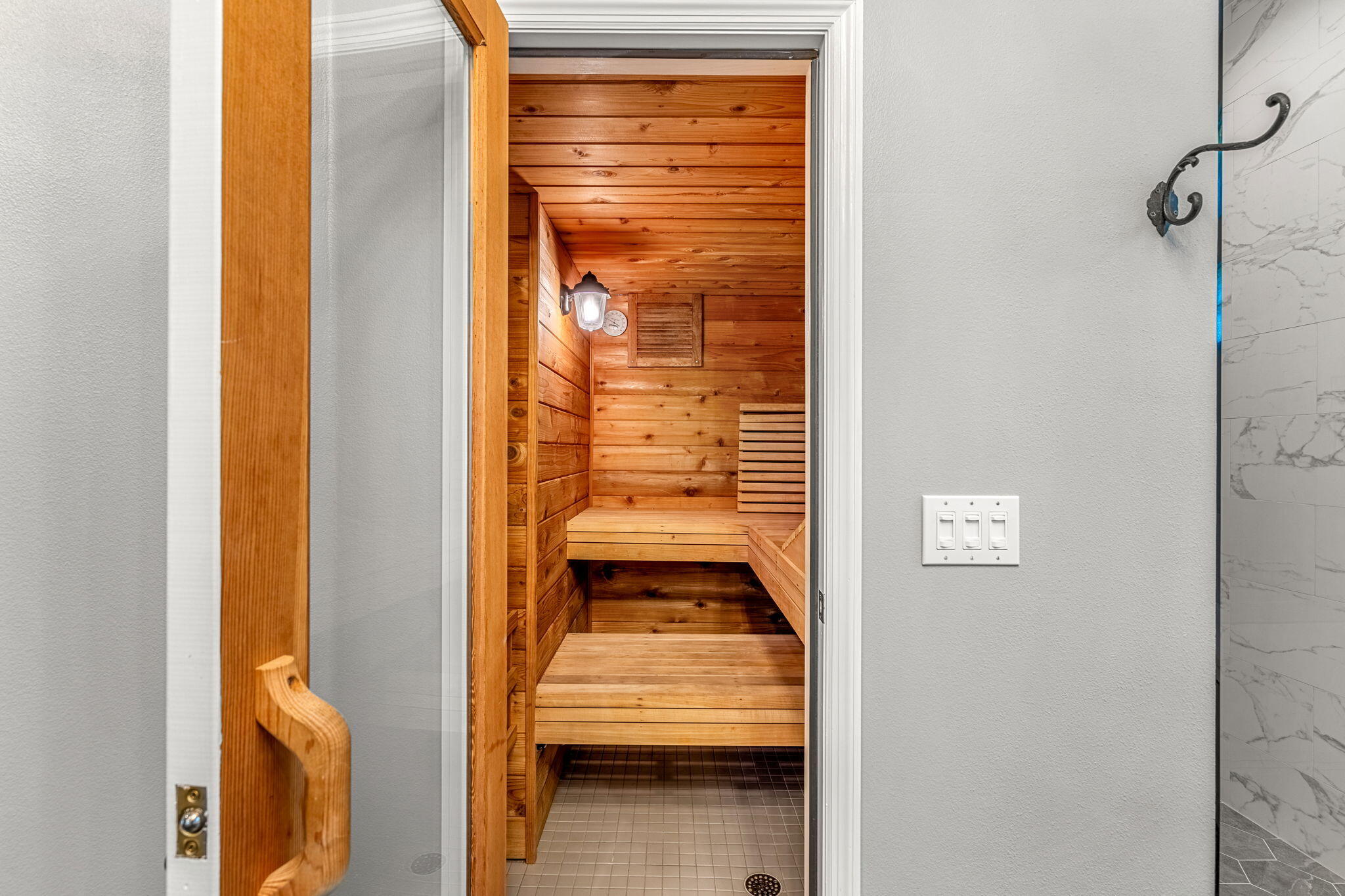 3920 Postridge Trail Melbourne, FL 32934 - Photo 19 of 34 43-web-or-mls-DSC00380-HDR