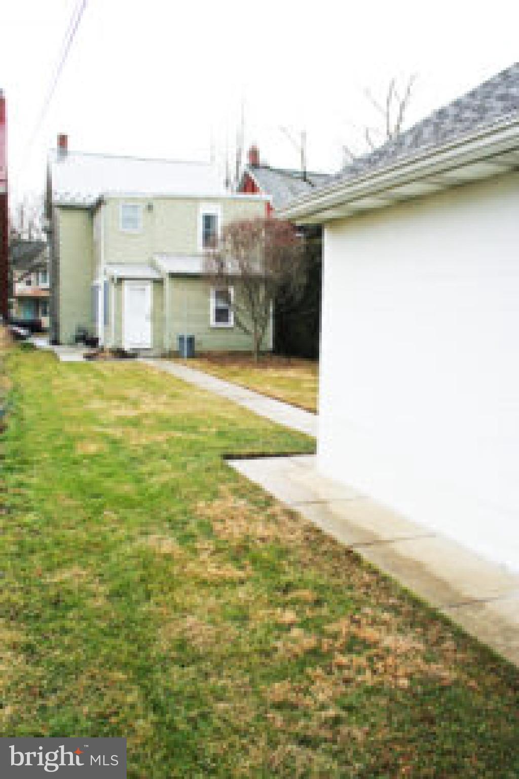 147 South Spruce Street Lititz, PA 17543 - Photo 16 of 40