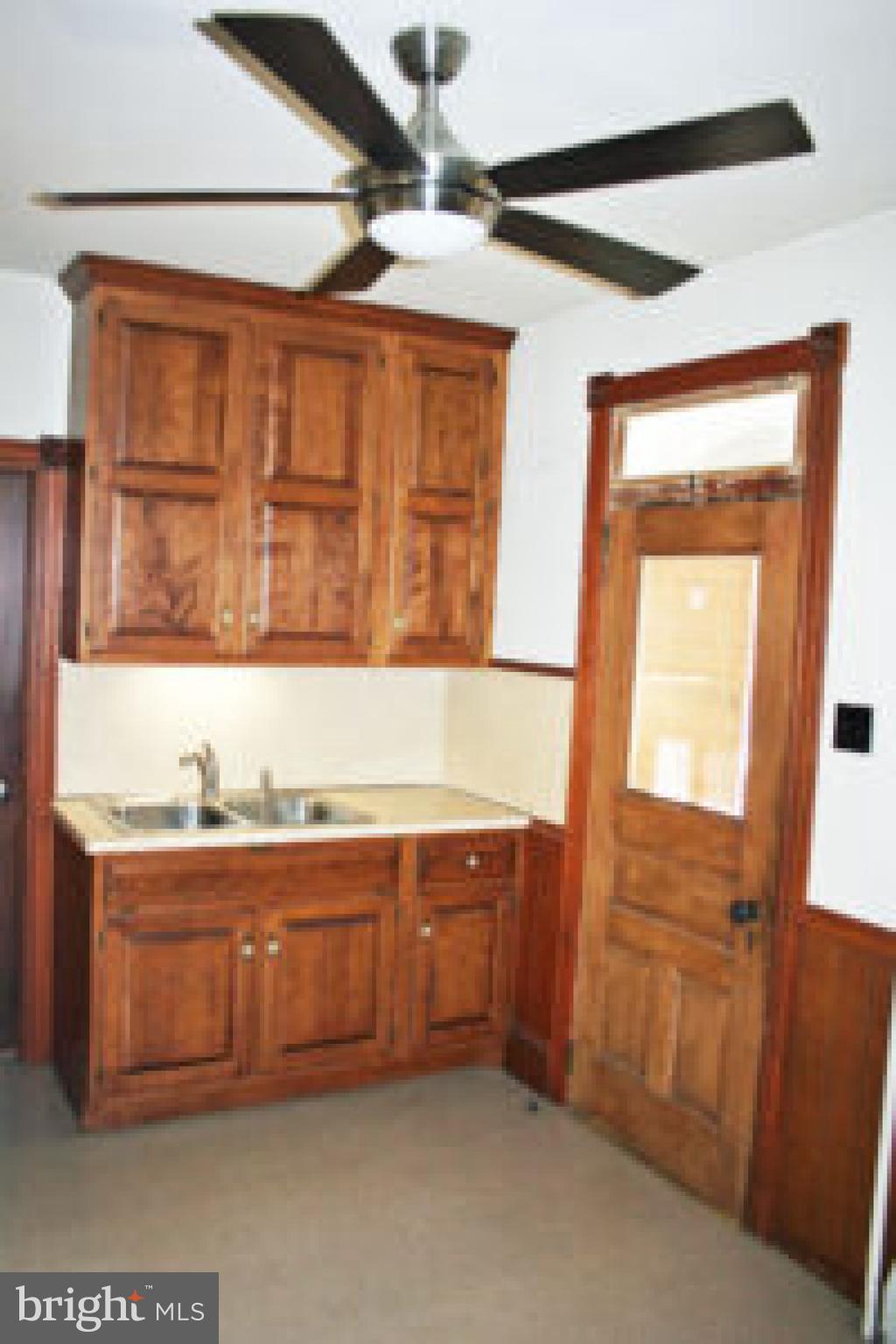 147 South Spruce Street Lititz, PA 17543 - Photo 19 of 40