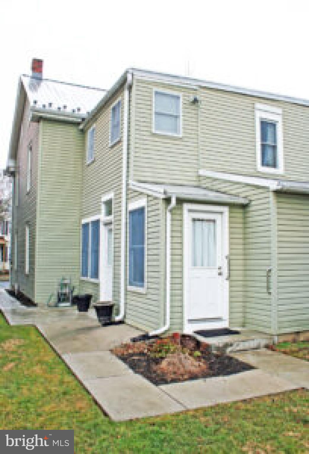 147 South Spruce Street Lititz, PA 17543 - Photo 7 of 40