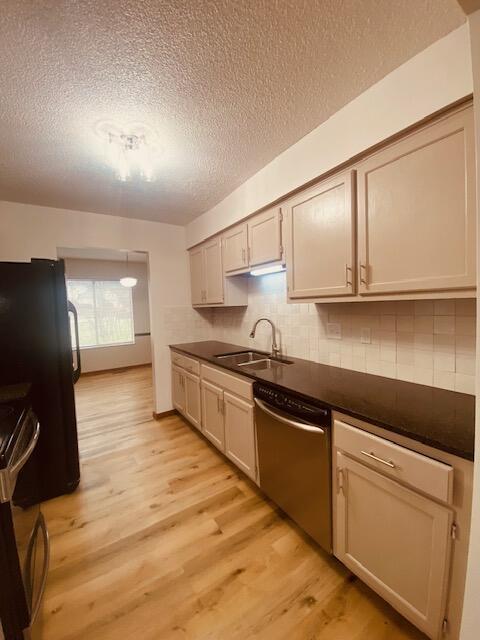 491 Durbin Road, Unit A Columbus, OH 43213 - Photo 4 of 26 IMG_2960