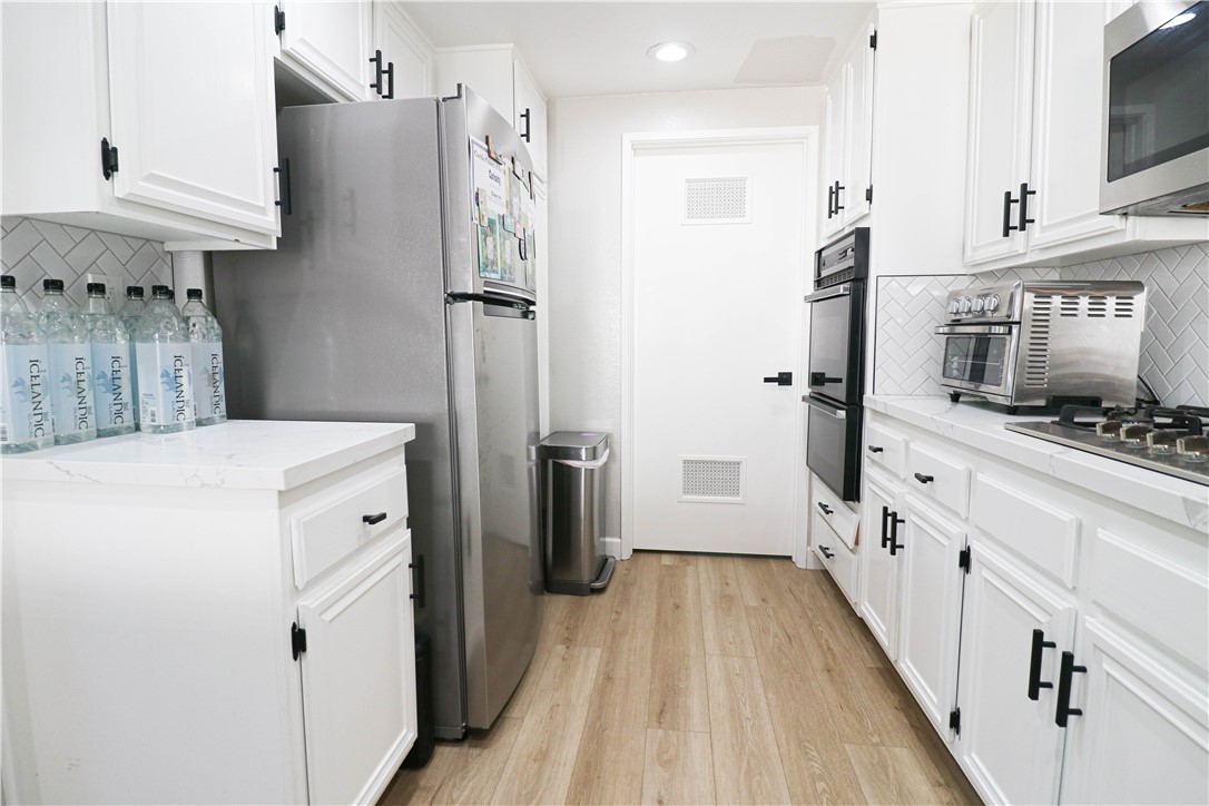 730 Breeze Hill Road, Unit 230 Vista, CA 92081 - Photo 7 of 39