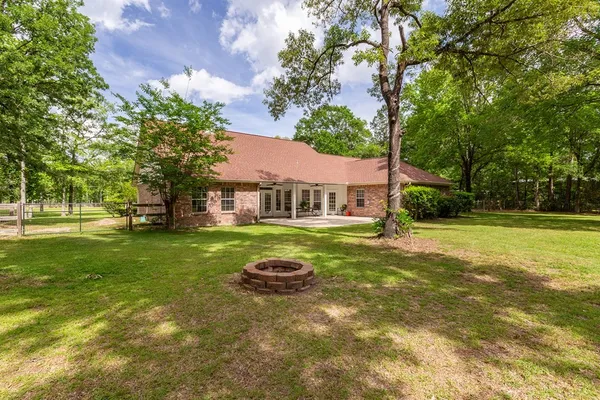$449,900 | 2328 Farm To Market 819, Diboll, TX 75941