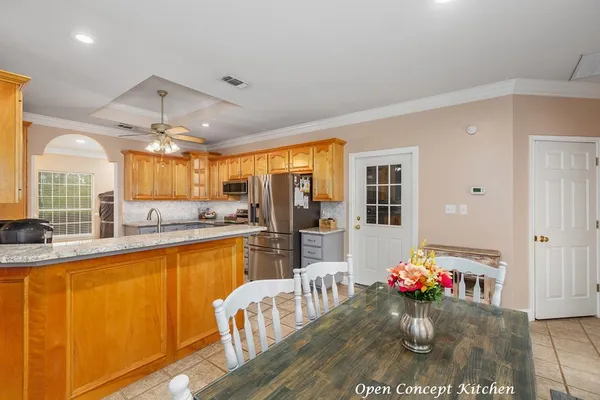 $449,900 | 2328 Farm To Market 819, Diboll, TX 75941