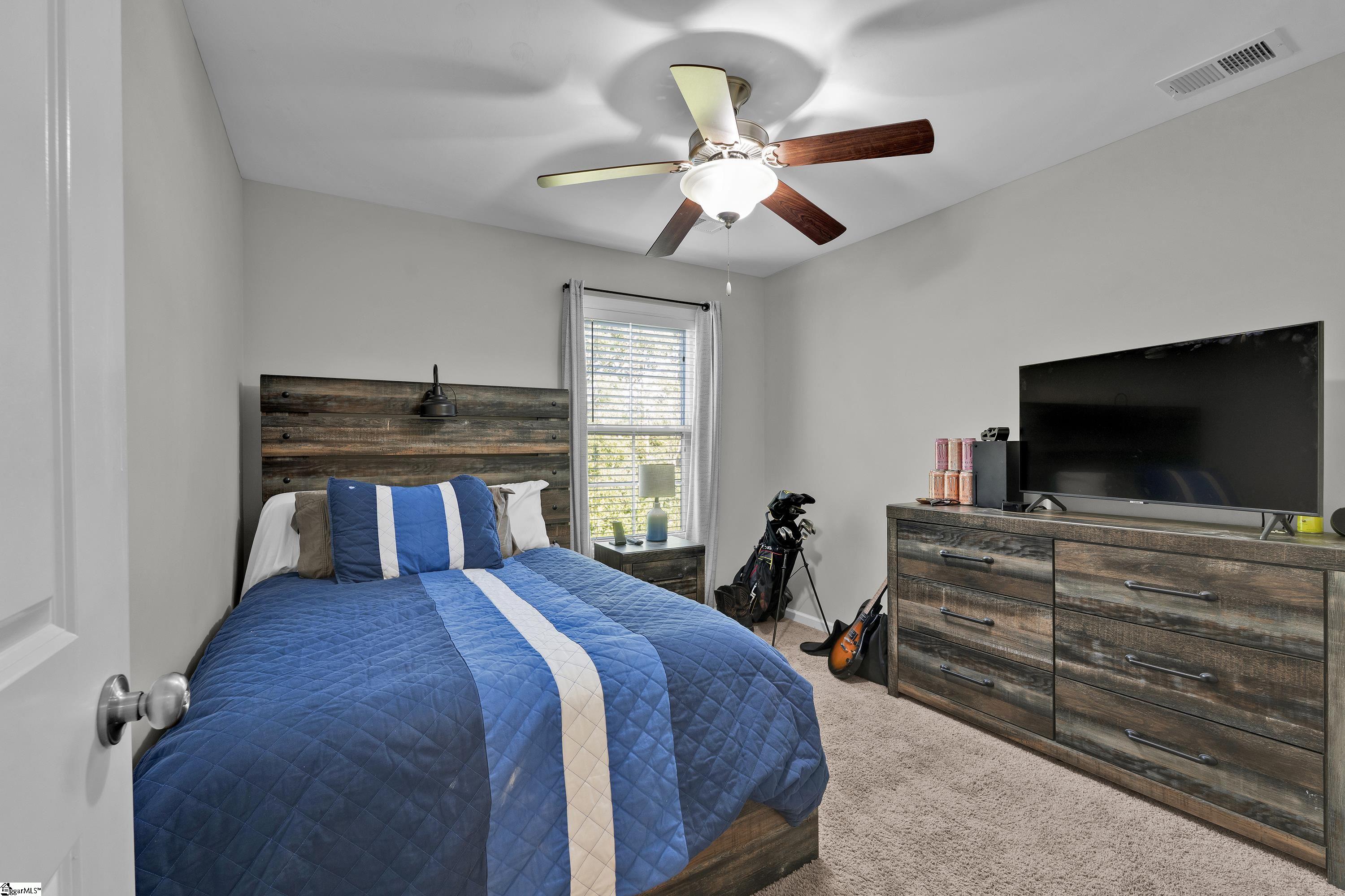 243 Castleton Circle Boiling Springs, SC 29316 - Photo 15 of 27