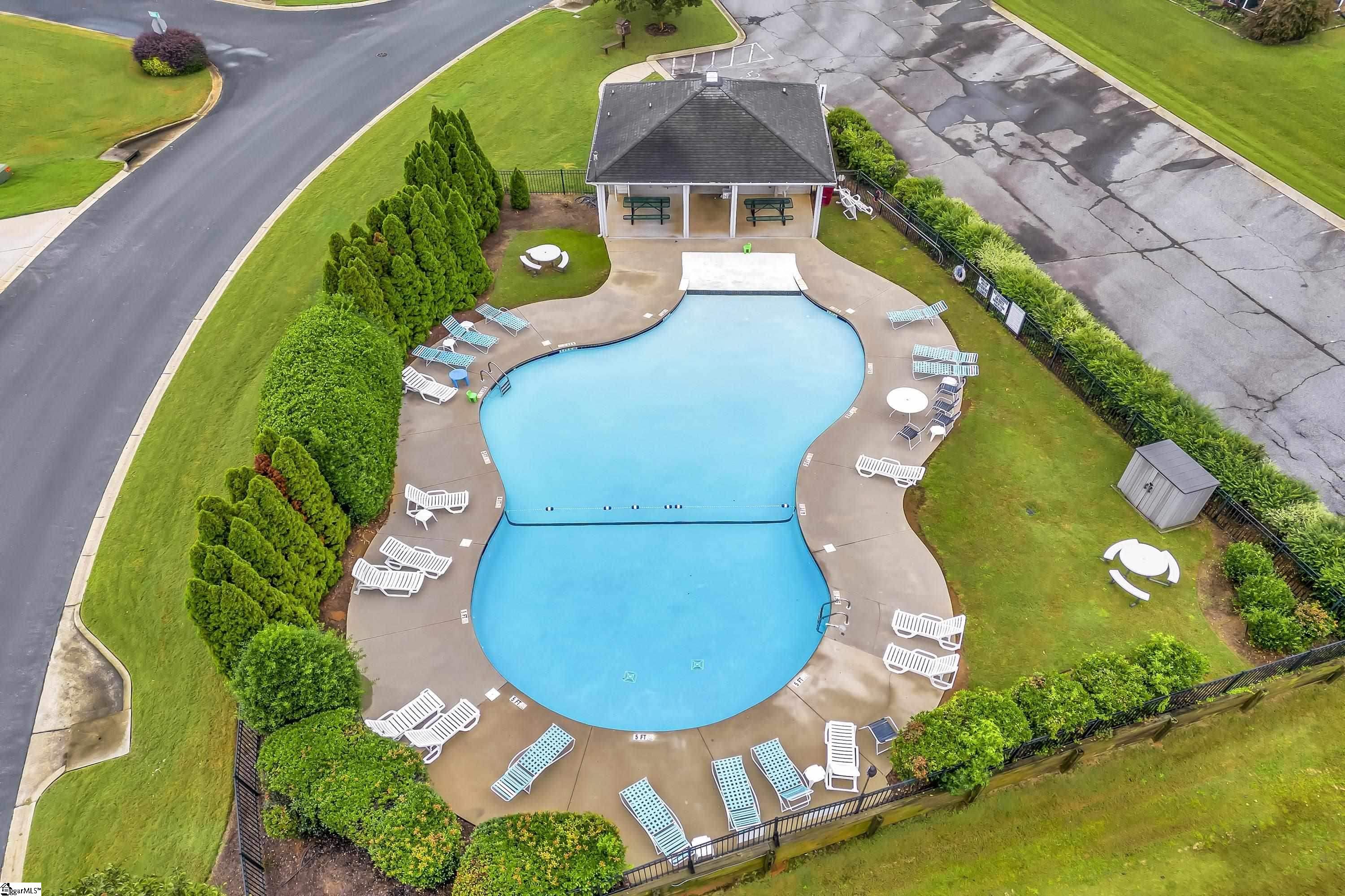 243 Castleton Circle Boiling Springs, SC 29316 - Photo 2 of 27