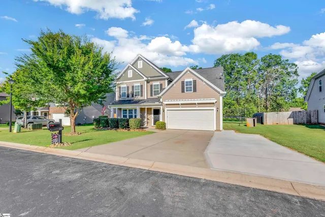 $365,000 | 243 Castleton Circle, Boiling Springs, SC 29316