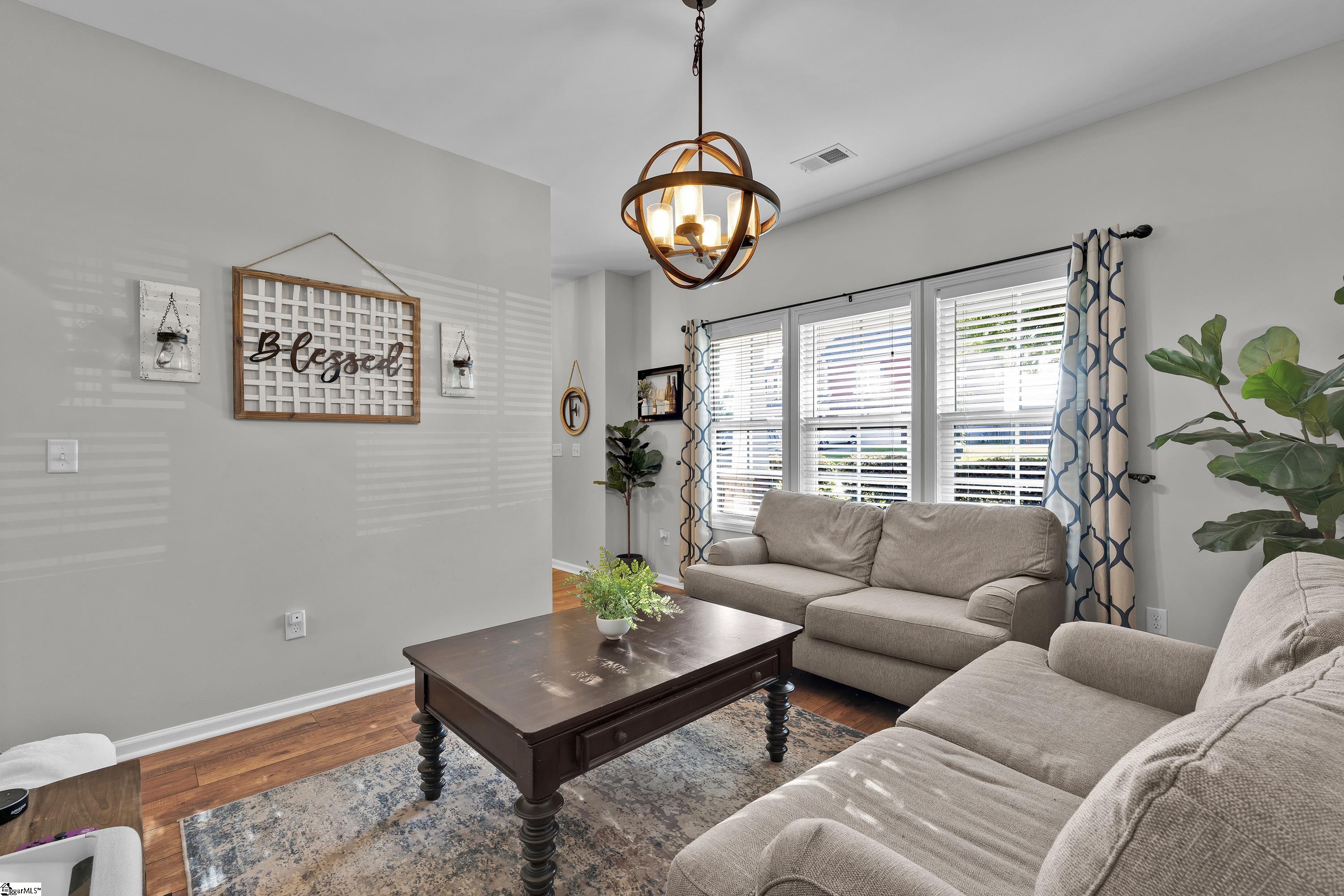 243 Castleton Circle Boiling Springs, SC 29316 - Photo 10 of 27